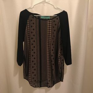 ✨2/$10 | Haute Hanger 3/4 length top